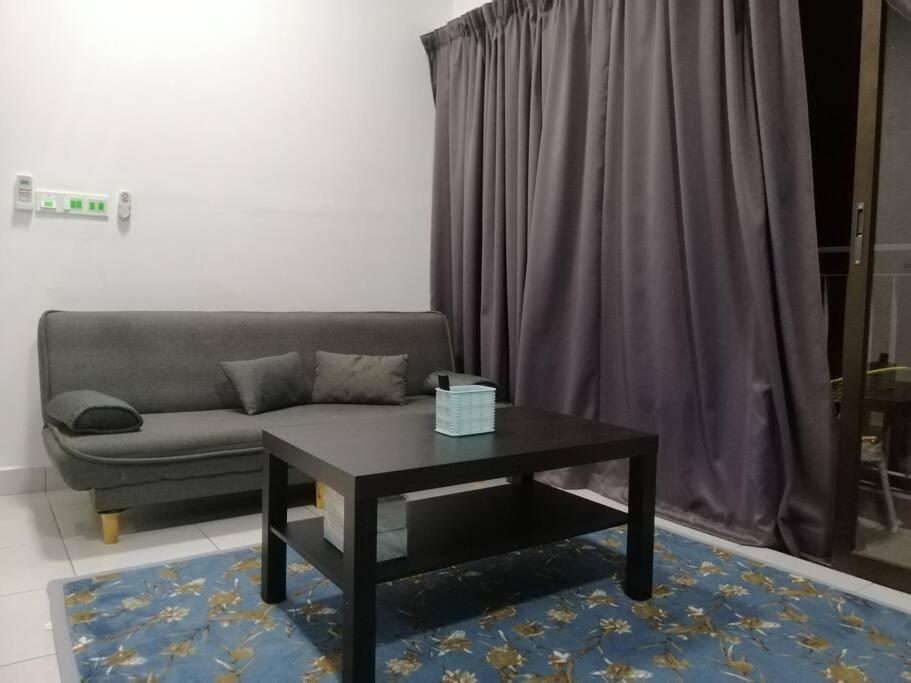 H&H Lovely Homestay In נילאי מראה חיצוני תמונה