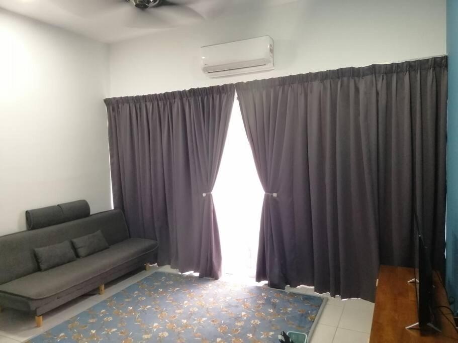 H&H Lovely Homestay In נילאי מראה חיצוני תמונה